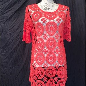 Crochet lace top size L NWT